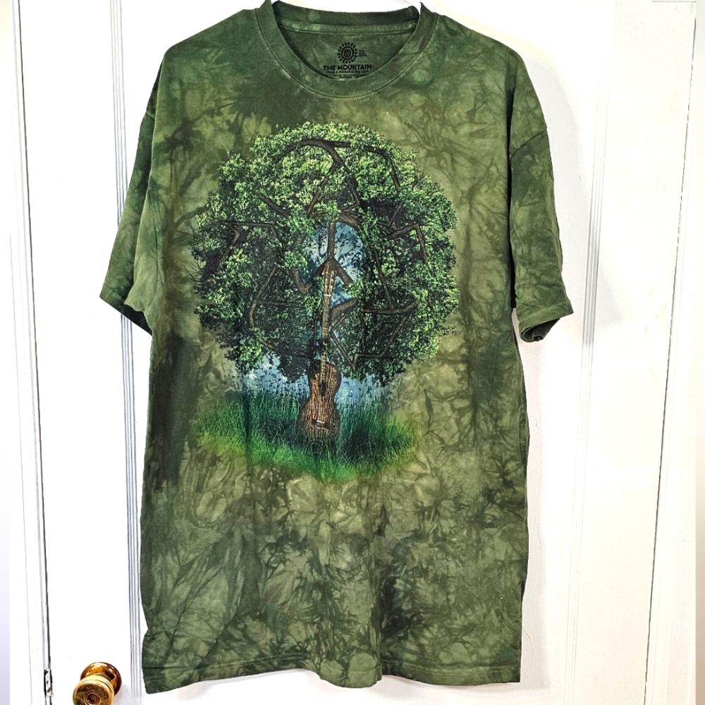 New✨️Tree Guitar Tie-Dye Shirt